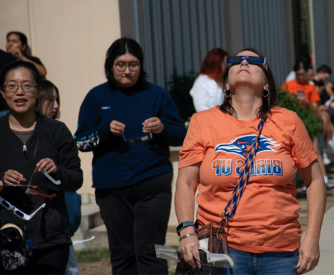 Students to enjoy up-close view of eclipse at <a href='http://emcj.ngskmc-eis.net'>在线博彩</a> Main Campus